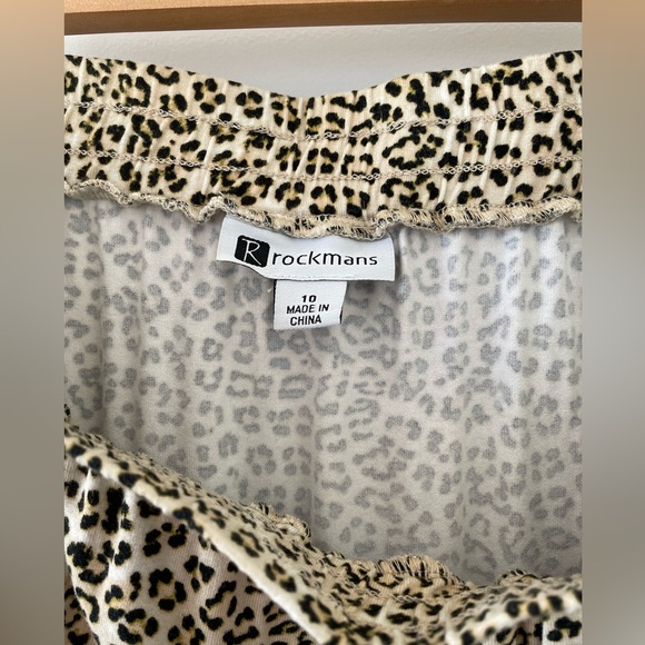 Front split, animal print casual midi high low skirt. - Picture 3 of 5